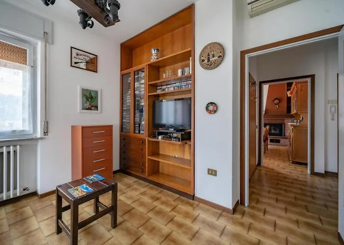 Casa Panoramica * 曼代洛-德尔拉里奥